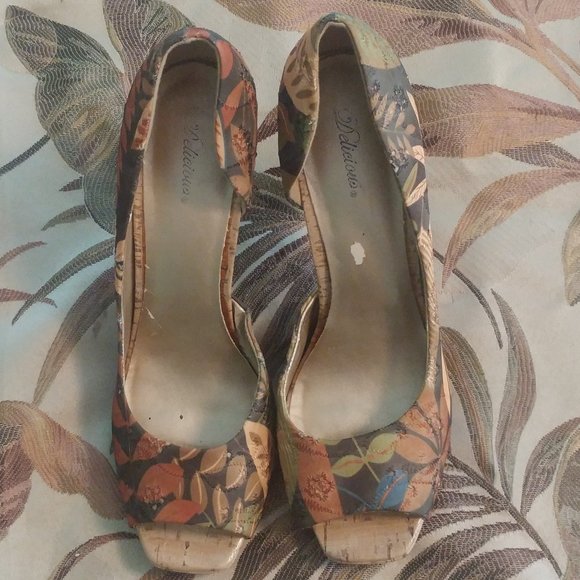 DELICIOUS TROPICAL PRINT OPEN TOE HIGH HEEL SZ 9 - Picture 6 of 7